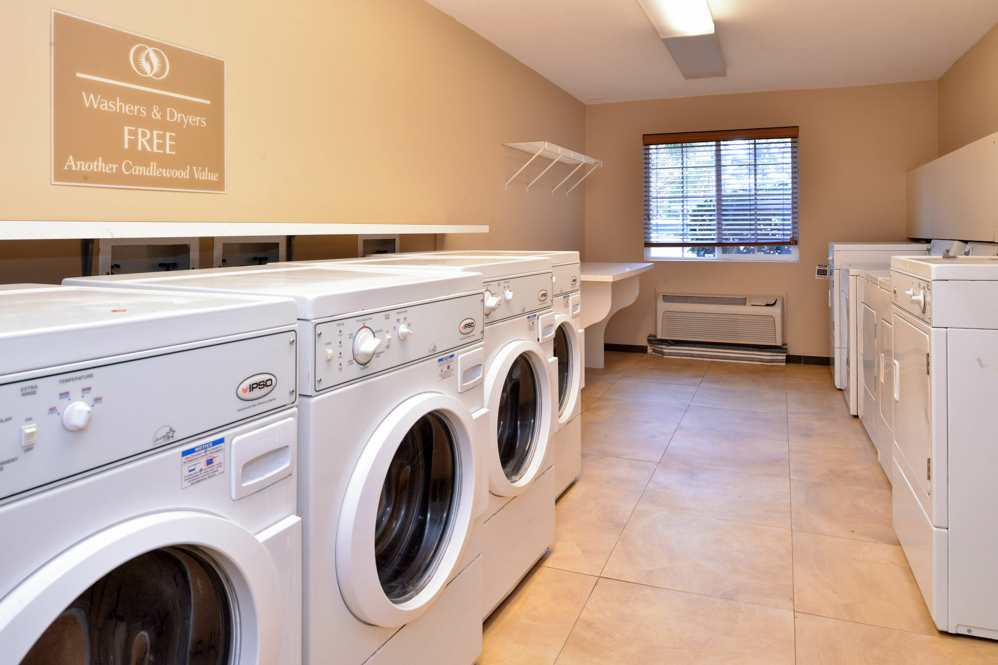 Candlewood Suites Charleston-Northwoods By Ihg North Charleston Ngoại thất bức ảnh